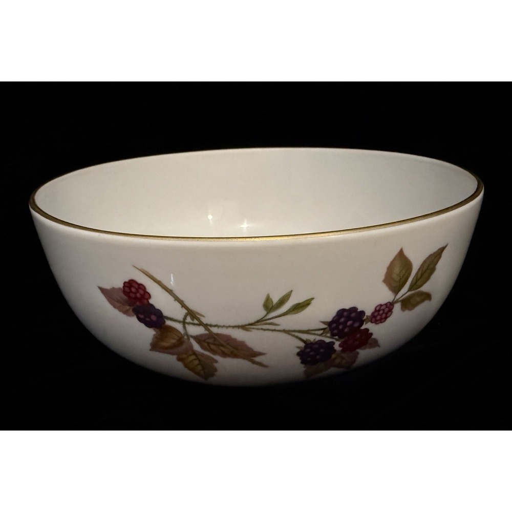 Royal Worcester Evesham Gold Vegetable Serving Bowl Fruit Provincial Country 8" - Picture 1 of 10